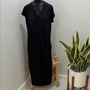 My Soul Crincle Elegant Black V-Neck Maxi Dress Woman’s Small